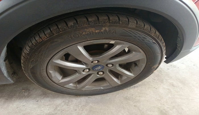 2019 Ford FREESTYLE TITANIUM 1.2 PETROL, Petrol, Manual, 97,554 km, tyre