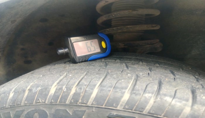 2012 Hyundai Santro Xing GL, Petrol, Manual, 73,457 km, tyre