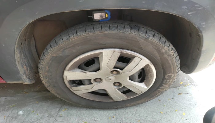 2017 Renault Kwid RXT 1.0, Petrol, Manual, 47,760 km, tyre