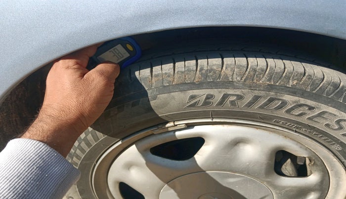 2012 Chevrolet Beat LT PETROL, Petrol, Manual, 65,587 km, tyre