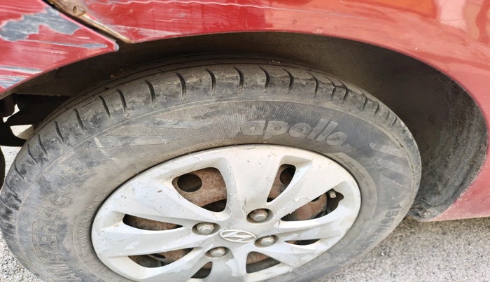 2012 Hyundai i10 MAGNA 1.2, Petrol, Manual, 83,579 km, tyre