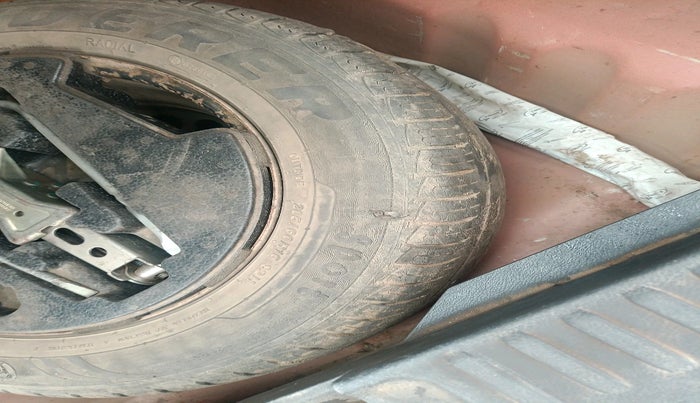 2016 Maruti Vitara Brezza VDI (O), Diesel, Manual, 69,796 km, tyre