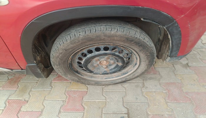 2016 Maruti Vitara Brezza VDI (O), Diesel, Manual, 69,796 km, tyre