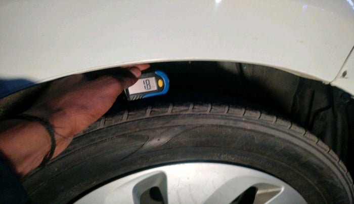 2015 Maruti Celerio ZXI AMT, Petrol, Automatic, 27,048 km, tyre