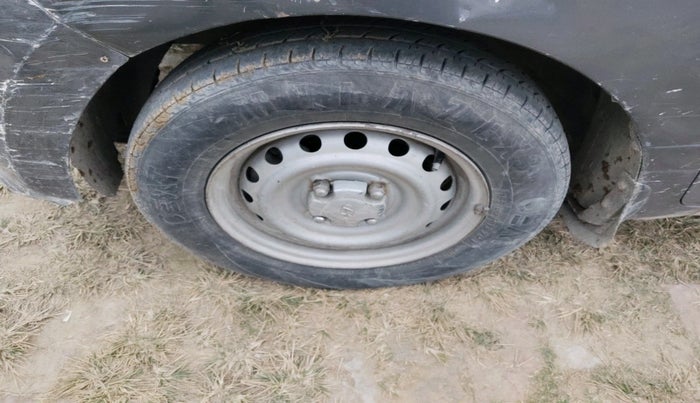 2019 Hyundai NEW SANTRO MAGNA CNG, Petrol, Manual, 1,06,247 km, tyre