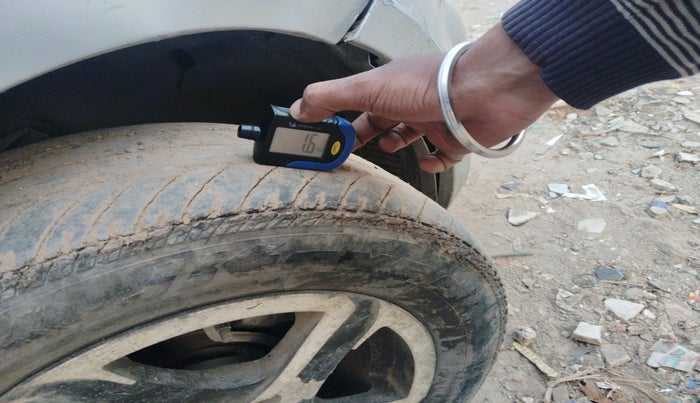 2011 Hyundai i20 MAGNA 1.2, Petrol, Manual, 64,000 km, tyre