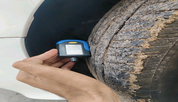 2014 Honda City 1.5L I-DTEC VX, Diesel, Manual, 42,956 km, tyre