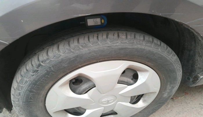 2016 Tata Tiago XT PETROL, Petrol, Manual, 8,459 km, tyre