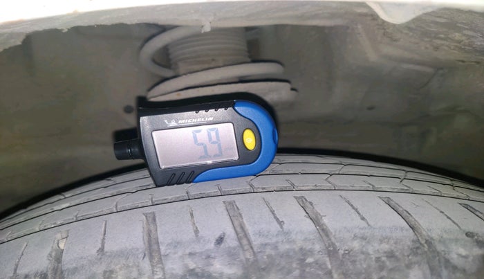 2016 Maruti Swift Dzire VXI, Petrol, Manual, 85,810 km, tyre