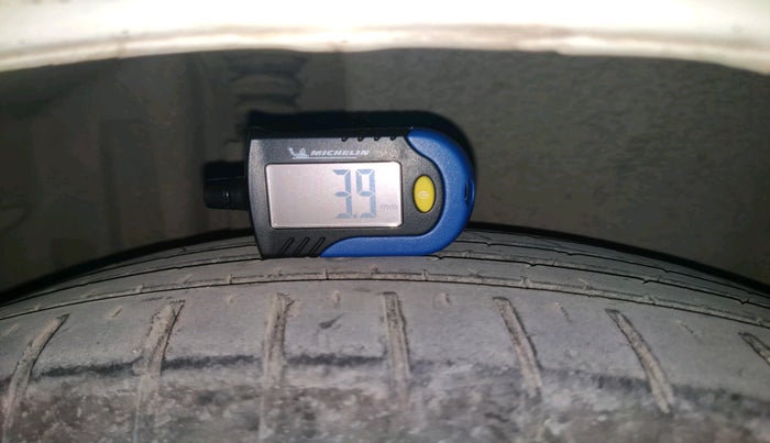 2016 Maruti Swift Dzire VXI, Petrol, Manual, 85,810 km, tyre