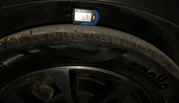 2020 Tata NEXON XZ DIESEL, Diesel, Manual, 98,516 km, tyre