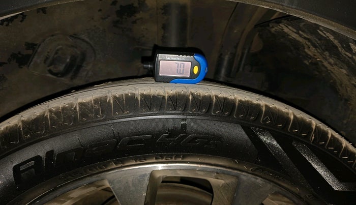 2020 Tata NEXON XZ DIESEL, Diesel, Manual, 98,516 km, tyre