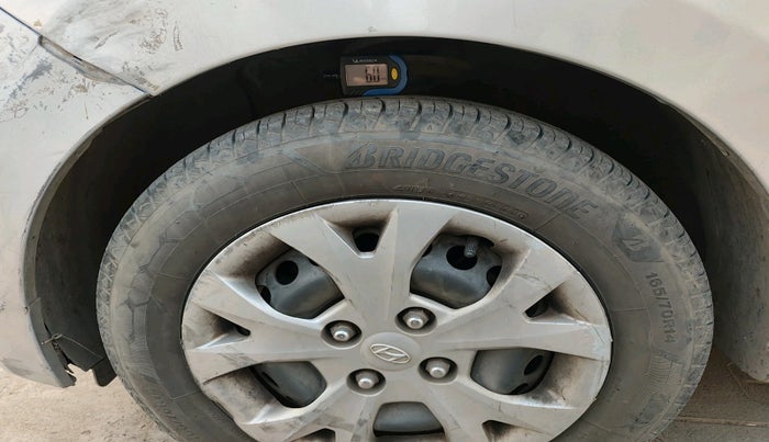 2016 Hyundai Grand i10 MAGNA 1.2 KAPPA VTVT, Petrol, Manual, 1,11,985 km, tyre