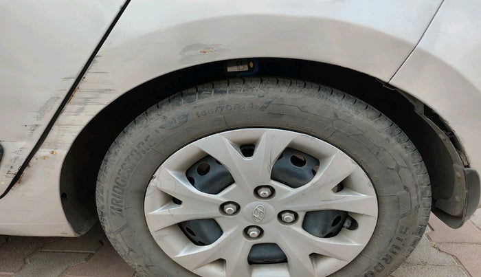 2016 Hyundai Grand i10 MAGNA 1.2 KAPPA VTVT, Petrol, Manual, 1,11,985 km, tyre