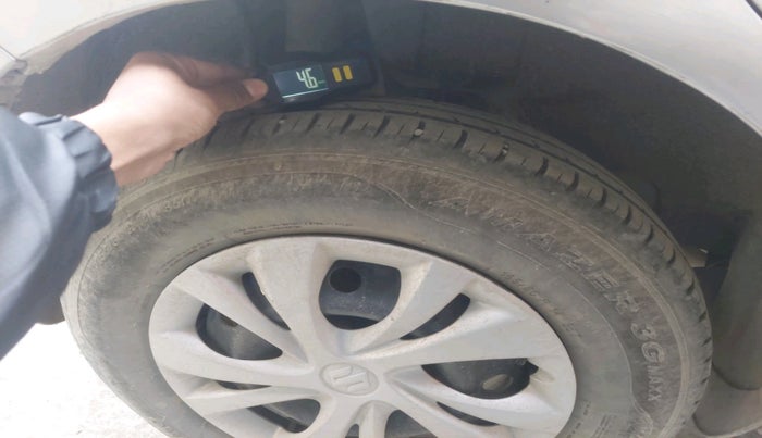 2021 Maruti Swift VXI, Petrol, Manual, 49,446 km, tyre