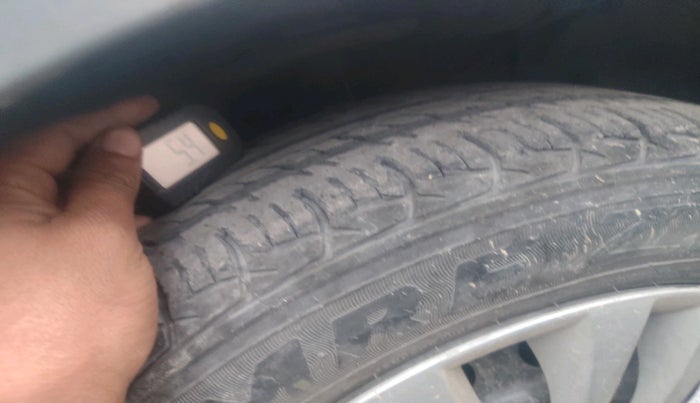 2016 Maruti Ciaz VXI, Petrol, Manual, 27,142 km, tyre