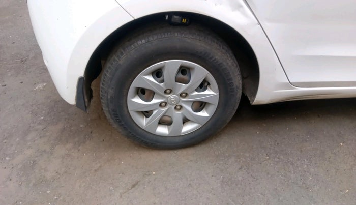 2017 Hyundai Elite i20 MAGNA EXECUTIVE 1.2, Petrol, Manual, 29,173 km, tyre