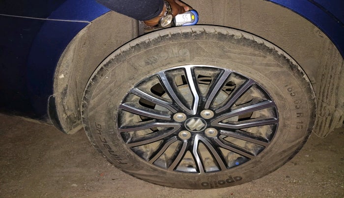 2021 Maruti Dzire ZXI Plus AMT, Petrol, Automatic, 8,462 km, tyre