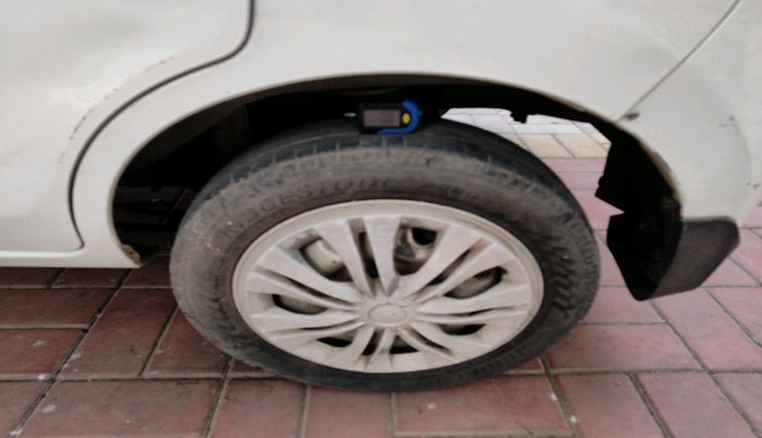 2015 Maruti Alto K10 LXI, Petrol, Manual, 1,20,382 km, tyre