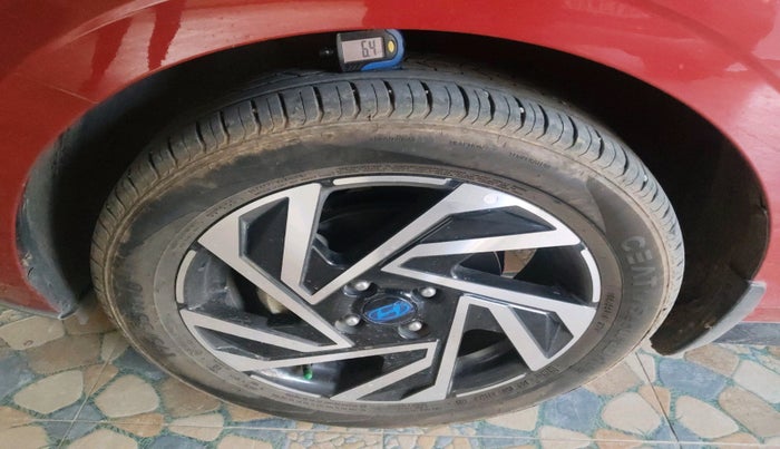 2023 Hyundai NEW I20 ASTA (O) 1.2 MT, Petrol, Manual, 12,329 km, tyre