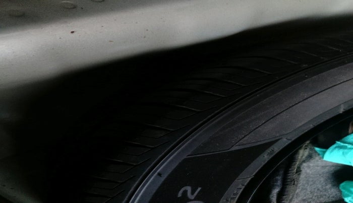 2019 Hyundai VENUE SX 1.0 TURBO, Petrol, Manual, 1,18,693 km, tyre