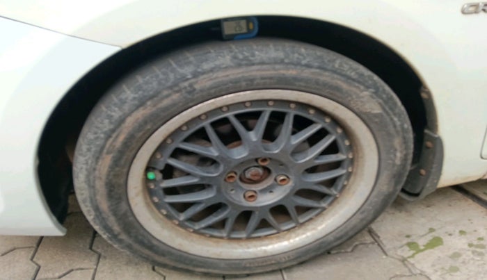 2012 Hyundai Verna FLUIDIC 1.6 CRDI SX, Diesel, Manual, 1,34,649 km, tyre