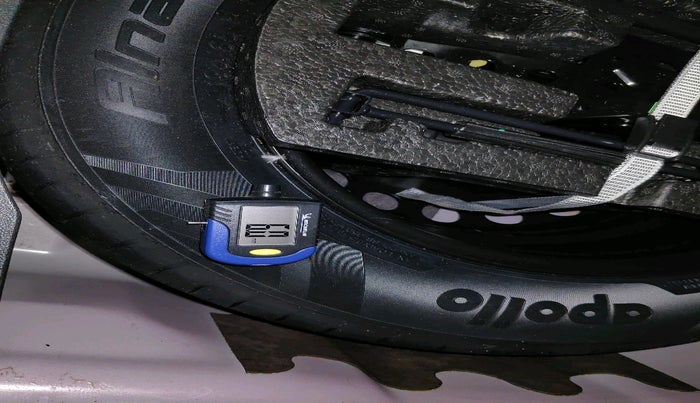 2022 Volkswagen TAIGUN HIGHLINE 1.0 TSI MT, Petrol, Manual, 38,108 km, tyre