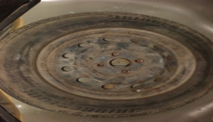 2016 Maruti Swift VDI, Diesel, Manual, 68,237 km, tyre