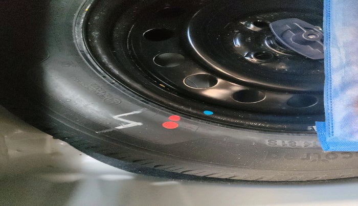 2022 Maruti New Wagon-R ZXI 1.2, Petrol, Manual, 16,044 km, tyre