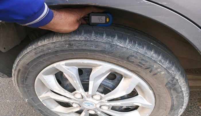 2012 Maruti Wagon R 1.0 VXI, Petrol, Manual, 1,50,784 km, tyre