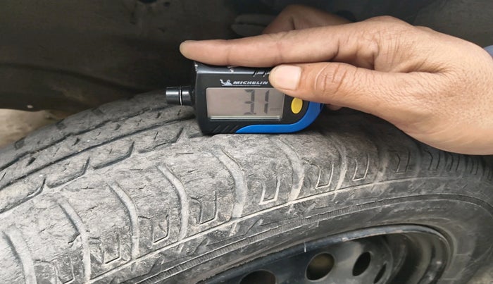 2011 Maruti Wagon R 1.0 VXI, Petrol, Manual, 19,720 km, tyre