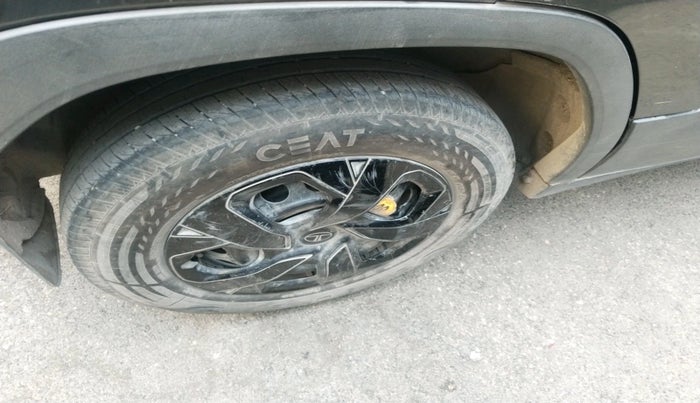 2024 Tata PUNCH ADVENTURE RHYTHM CNG, Petrol, Manual, 51,897 km, tyre