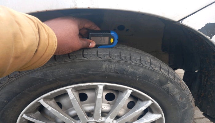 2011 Maruti Wagon R 1.0 LXI, Petrol, Manual, 86,350 km, tyre