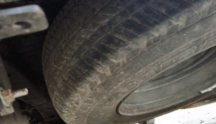 2016 Mahindra XUV500 W8 1.99, Diesel, Manual, 1,51,416 km, tyre