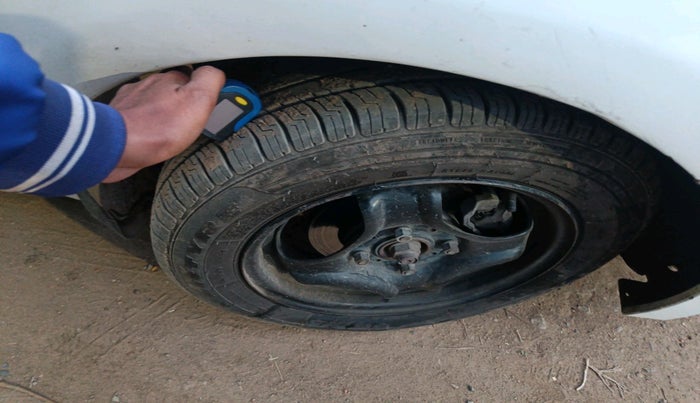 2022 Tata TIGOR XZ PLUS CNG, Petrol, Manual, 1,74,542 km, tyre