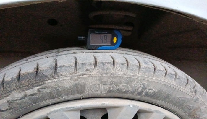 2015 Maruti Wagon R 1.0 VXI, Petrol, Manual, 1,55,678 km, tyre