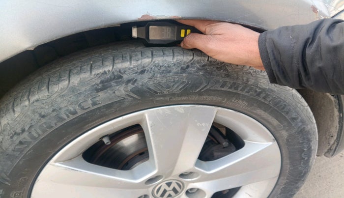 2011 Volkswagen Polo TRENDLINE 1.2L PETROL, Petrol, Manual, 1,53,001 km, tyre