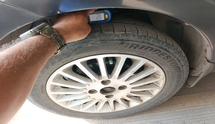 2015 Tata Zest XT 90PS DIESEL, Diesel, Manual, 1,12,656 km, tyre