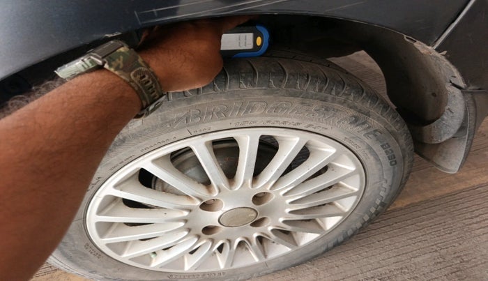 2015 Tata Zest XT 90PS DIESEL, Diesel, Manual, 1,12,656 km, tyre