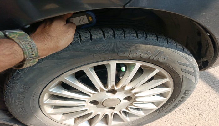 2015 Tata Zest XT 90PS DIESEL, Diesel, Manual, 1,12,656 km, tyre