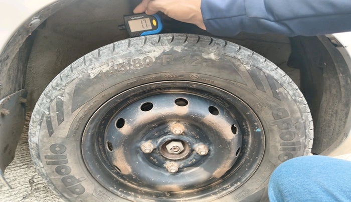 2013 Maruti Alto 800 LXI CNG, Petrol, Manual, 1,23,712 km, tyre