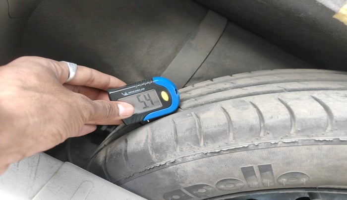 2014 Maruti Celerio VXI, Petrol, Manual, 73,025 km, tyre