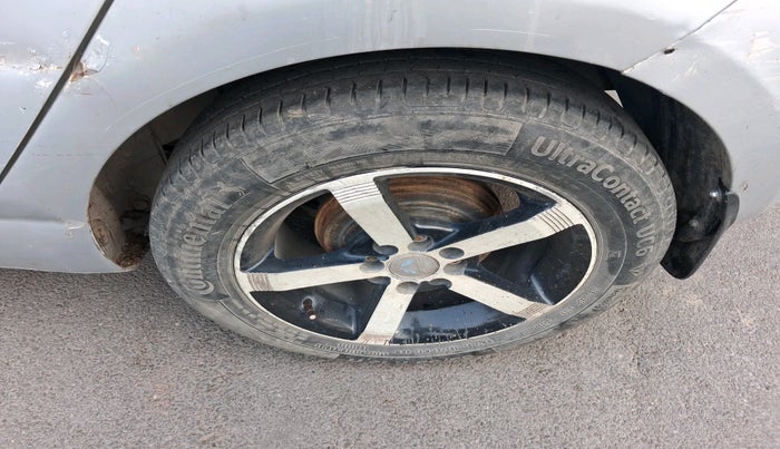 2010 Hyundai i20 ASTA 1.2, Petrol, Manual, 1,45,682 km, tyre