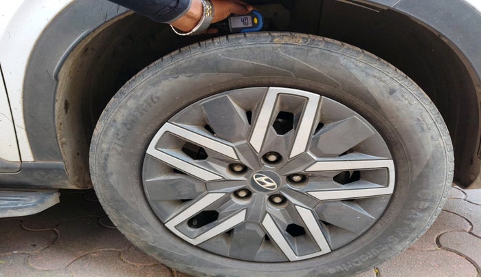 2022 Hyundai VENUE SX 1.5 CRDI, Diesel, Manual, 33,847 km, tyre