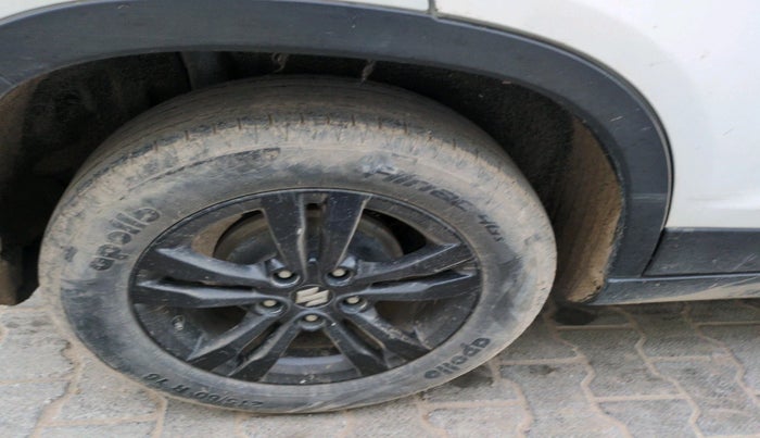 2018 Maruti Vitara Brezza ZDI, Diesel, Manual, 1,32,088 km, tyre