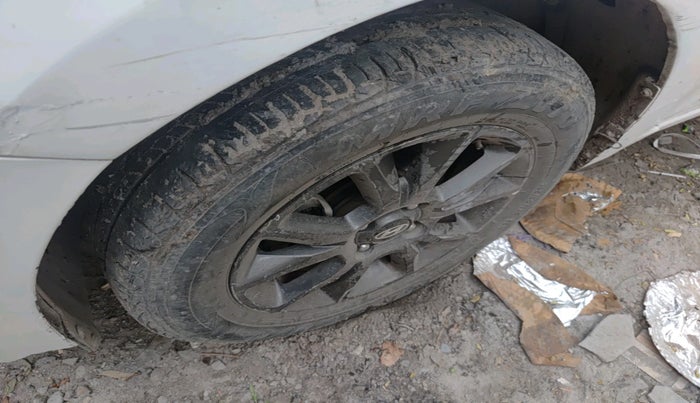 2020 Hyundai Elite i20 SPORTZ PLUS 1.2, Petrol, Manual, 27,810 km, tyre