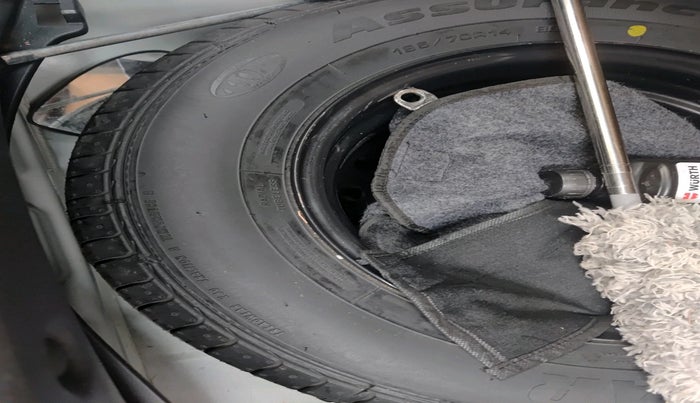 2020 Hyundai Elite i20 SPORTZ PLUS 1.2, Petrol, Manual, 27,810 km, tyre