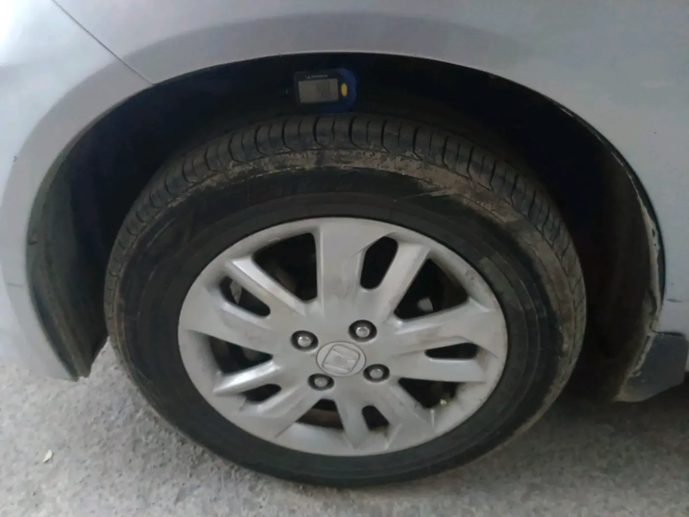 2014 Honda Amaze 1.5L I-DTEC VX, Diesel, Manual, 2,03,556 km, tyre