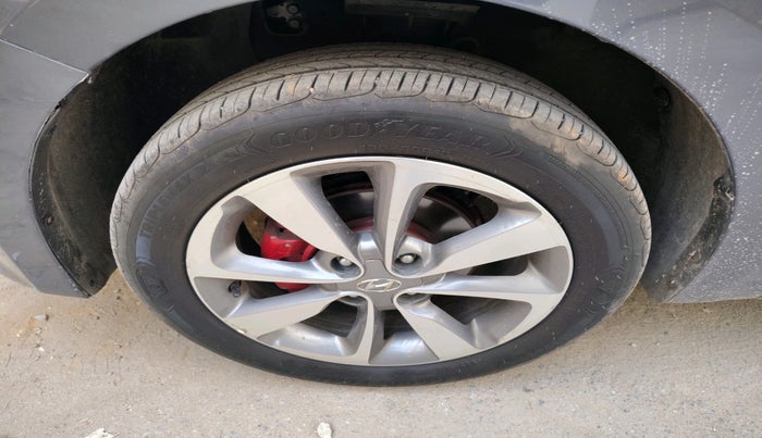 2016 Hyundai Elite i20 ASTA 1.2 (O), Petrol, Manual, 55,106 km, tyre