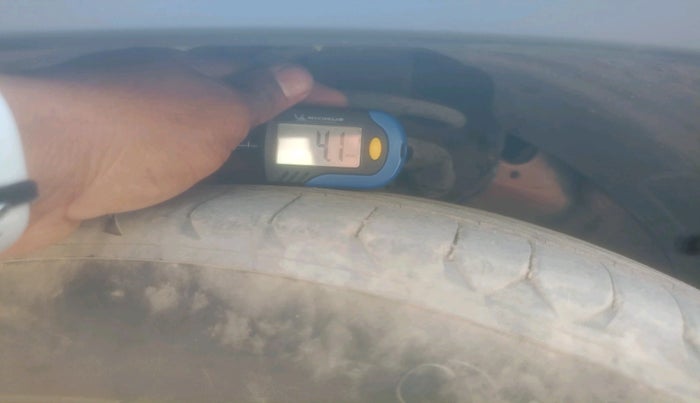 2019 KIA SELTOS HTK PLUS AT 1.5 DIESEL, Diesel, Automatic, 1,88,796 km, tyre